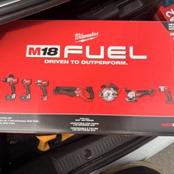 Milwaukee M18 FUEL 7-Tool Combo Kit