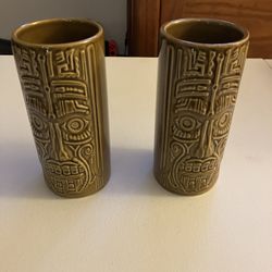 The Snap-On Custom Tiki Tumblers Brown 2-Pack is a set of 20 oz stoneware tumblers