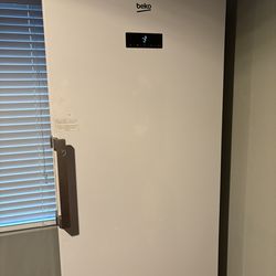 Upright Freezer