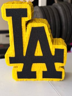 Los Angeles piñatas