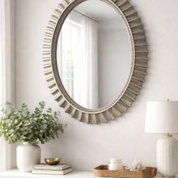 Vintage Sunburst Wall Mirror – Silver Finish (43" x 31.5")