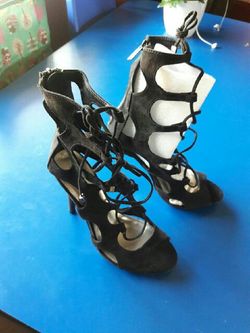 Lola shoetique high heels