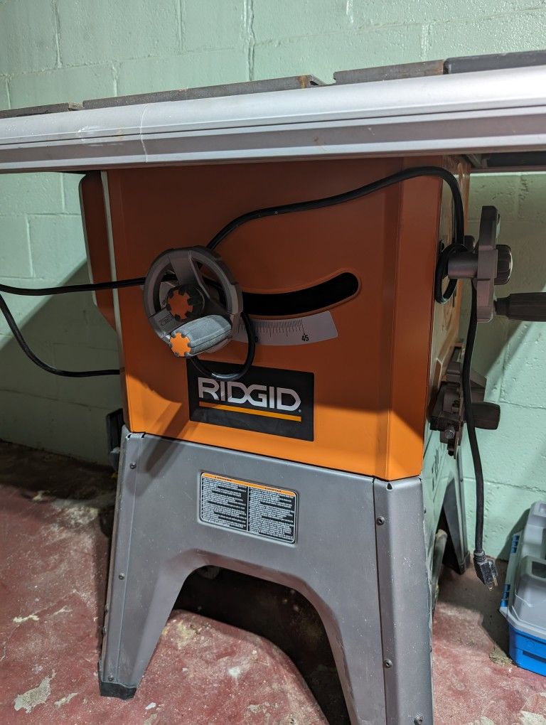 Ridgid Table Saw