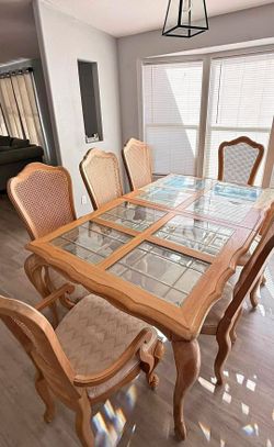 Dinning table