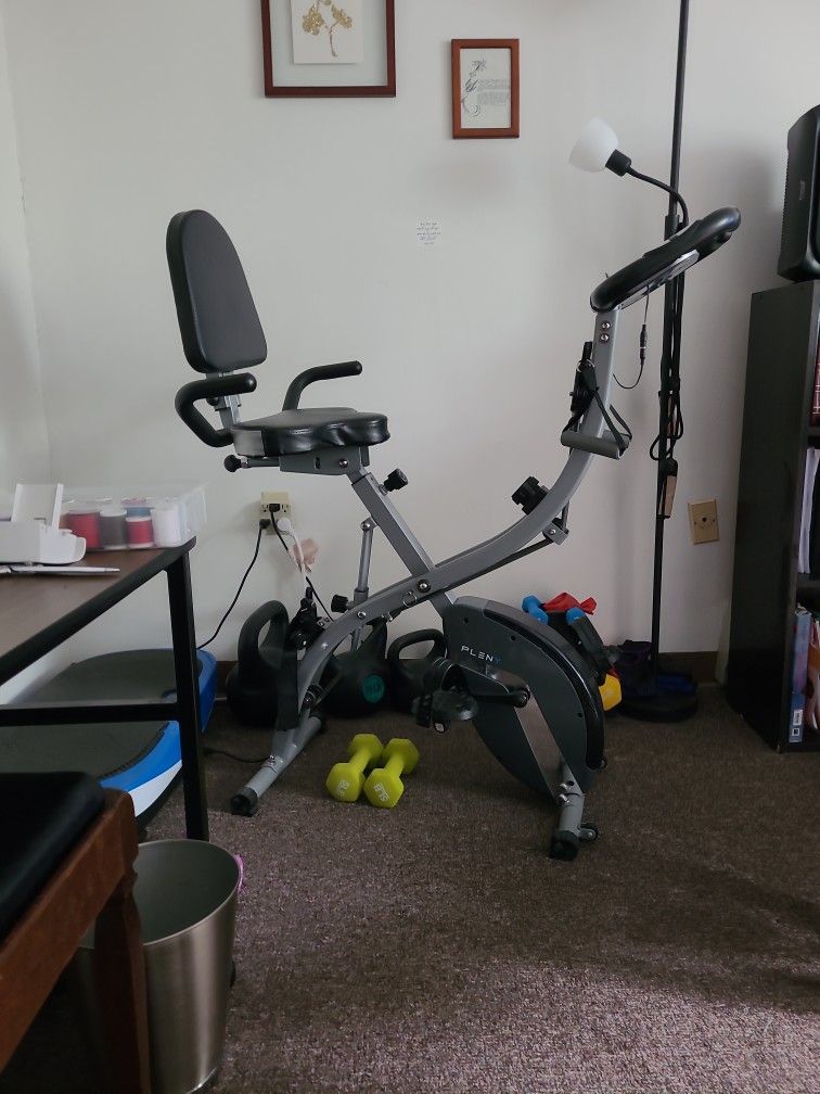 Pleny Stationary Bike