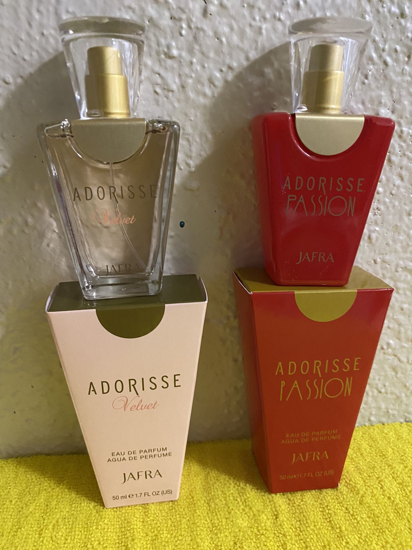 Jafra Perfume Adorisse  Velvet Y Passion $25.00 Cada Uno 