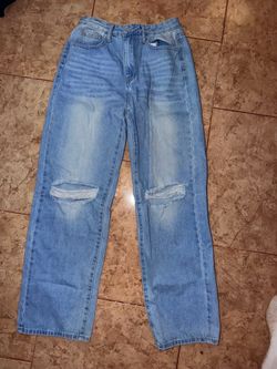 SHEIN Tall Medium Distressed Straight Leg Jeans Light Wash Ripped Knee