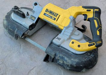 DeWalt 20V MAX XR Cordless Brushless Deep Cut Band Saw!