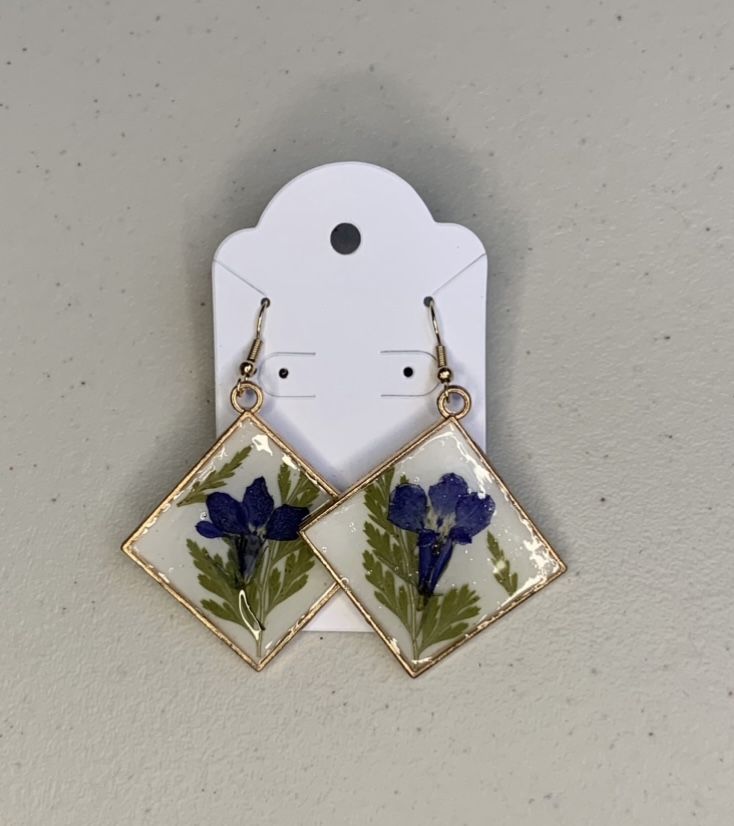 Handmade Gold Metal Frame Resin Earrings (Real Flowers)
