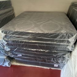 King Size Mattress – Memory Foam - 11” Thickness 🛏️ High-Quality Comfort | Factory Direct | Same Day Delivery Available 🚚
