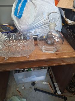 Crystal  dish and brandy container