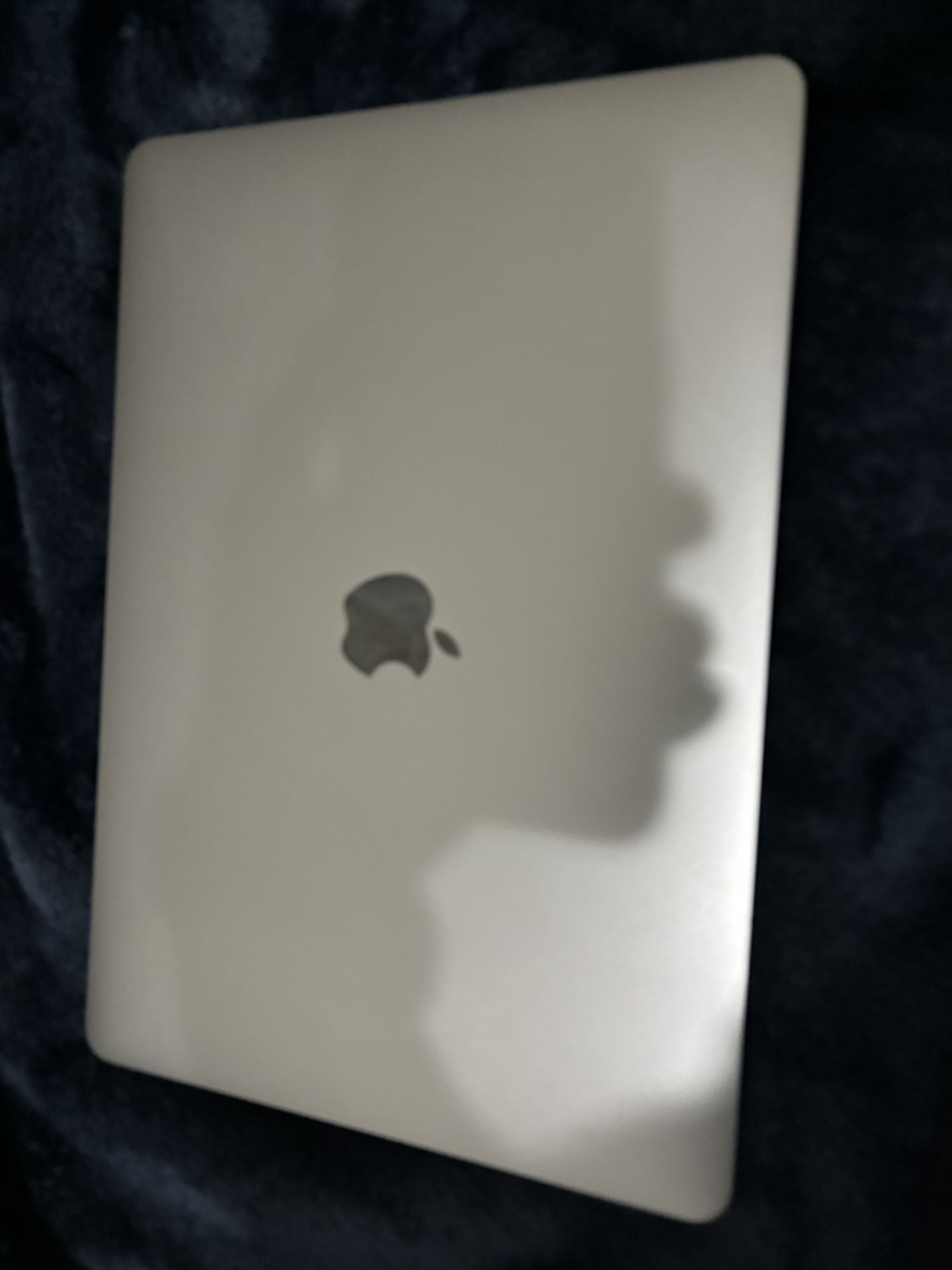 MacBook