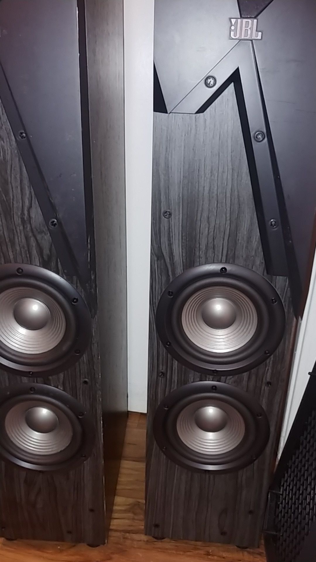 Jbl tower speakers studio 190