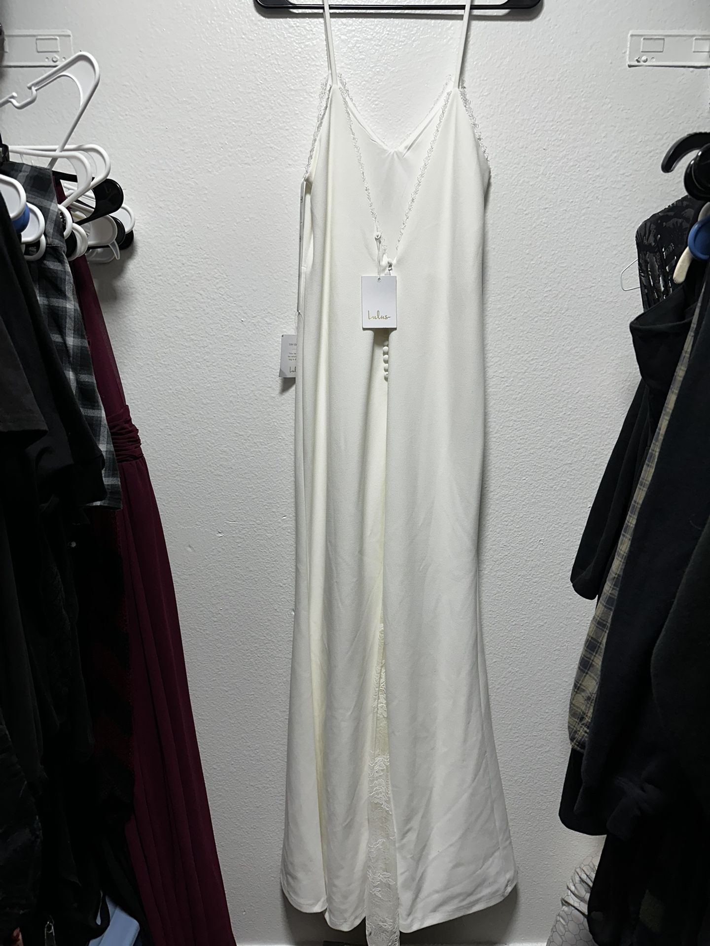 NWT Lulus Wedding Dress