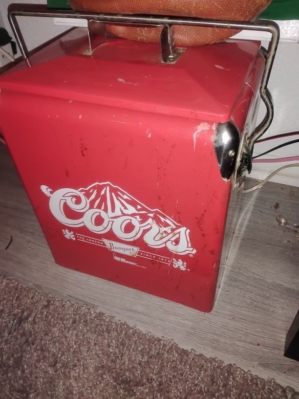 Vintage Metal Coors Cooler