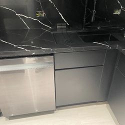 New Modern kitchen cabinets for sale 