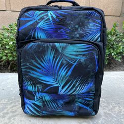 NEW BILLABONG BOOSTER 47L ROLLER LUGGAGE 
