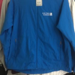 New United Air Hooded Jacket. XL  For Dad? 