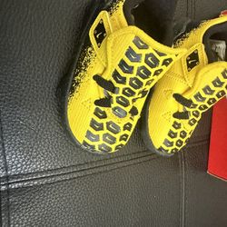 Bran New Baby Boy Size 4c 