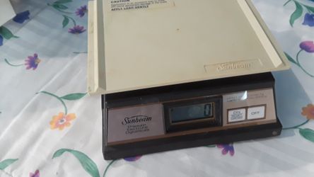 Precision digital scale