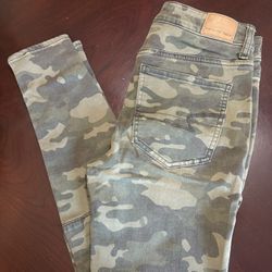 American Eagle Camouflage Jeans