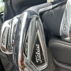 Titleist Golf Clubs