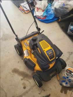 Cub Cadet OHV 173cc Gas Push Lawn Mower...starts 1st pull
