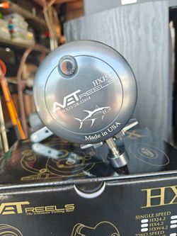 New  AVET  HXJ  reel