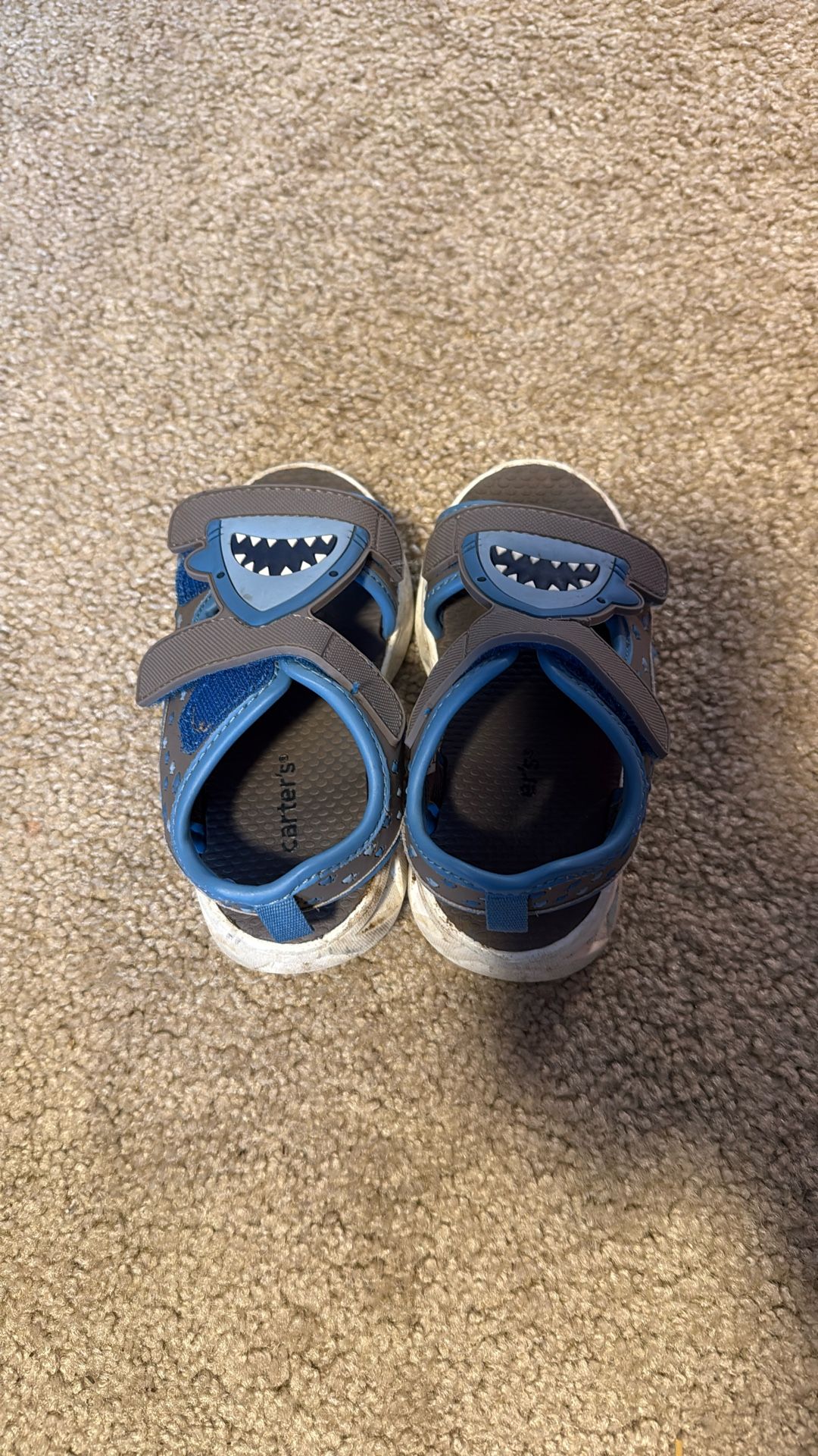 Caters Size 7 Sandals