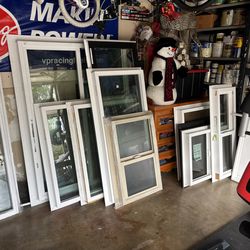 Vinyl  dual pane windows