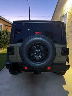 Jeep wrangler 2018-2025 smoked taillights for non blind spot