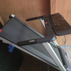 Mera Treadmill