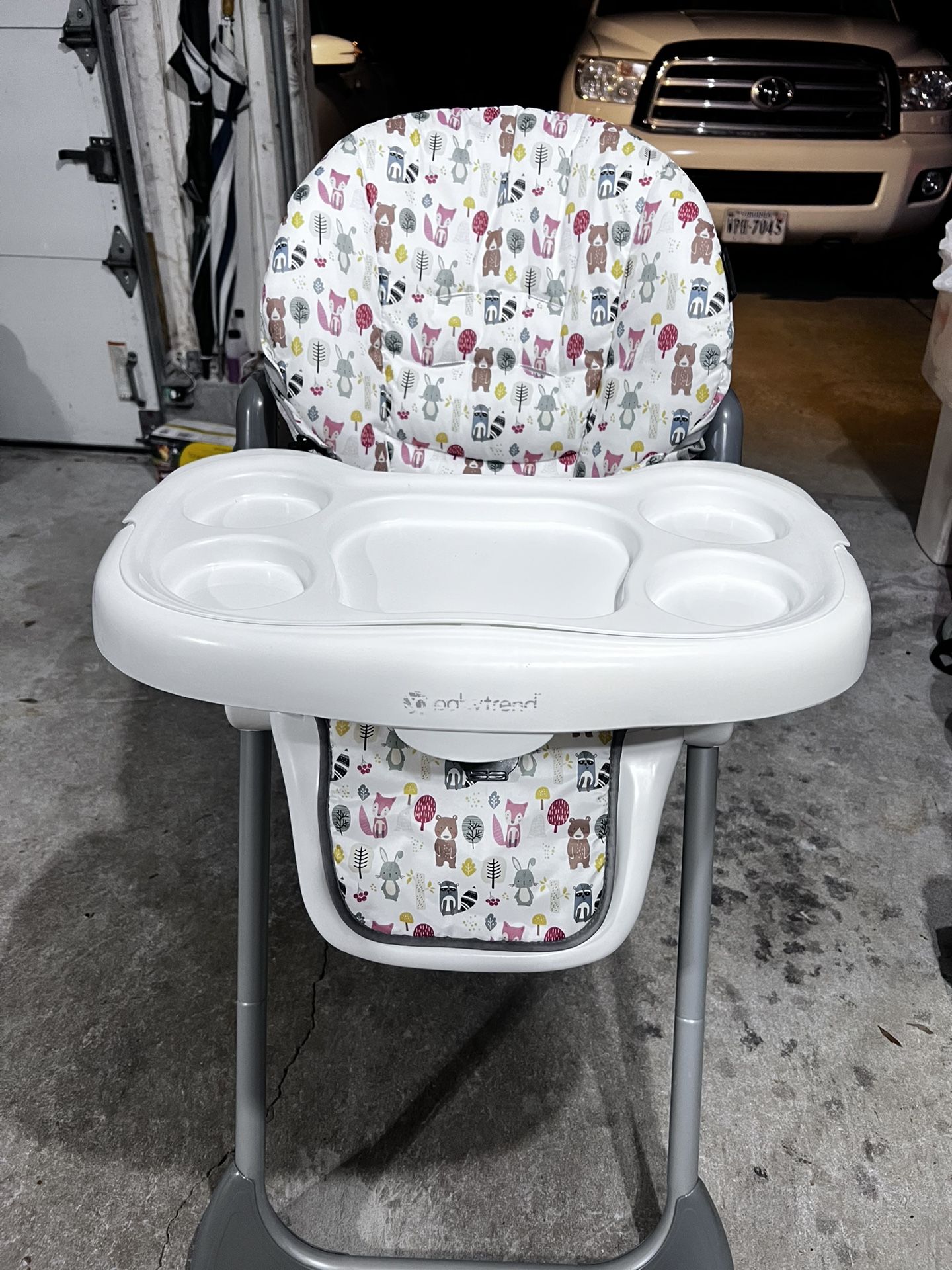 Baby Trend High Chair/booster Seat