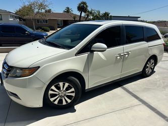 2014 Honda Odyssey EX-L Clean Title - Leather - Navi - New A/C