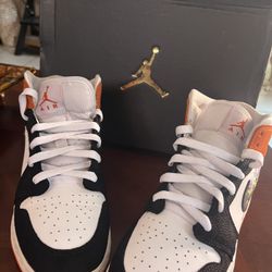 Nike Air Jordan Youth Sneakers – Size 6.5Y – Very Good Condition