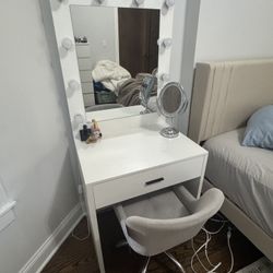 Make Vanity Table