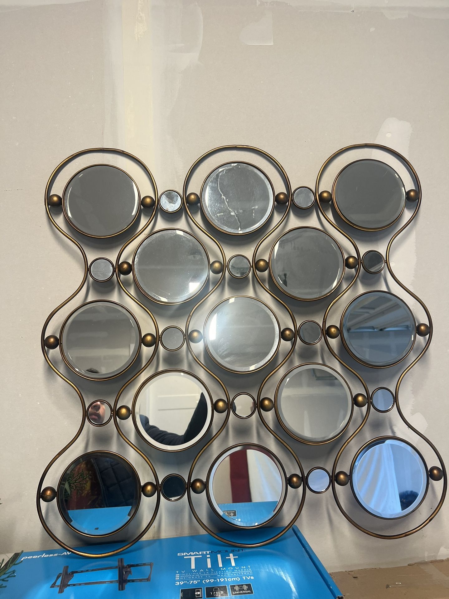 Metal Room Wall Mirror