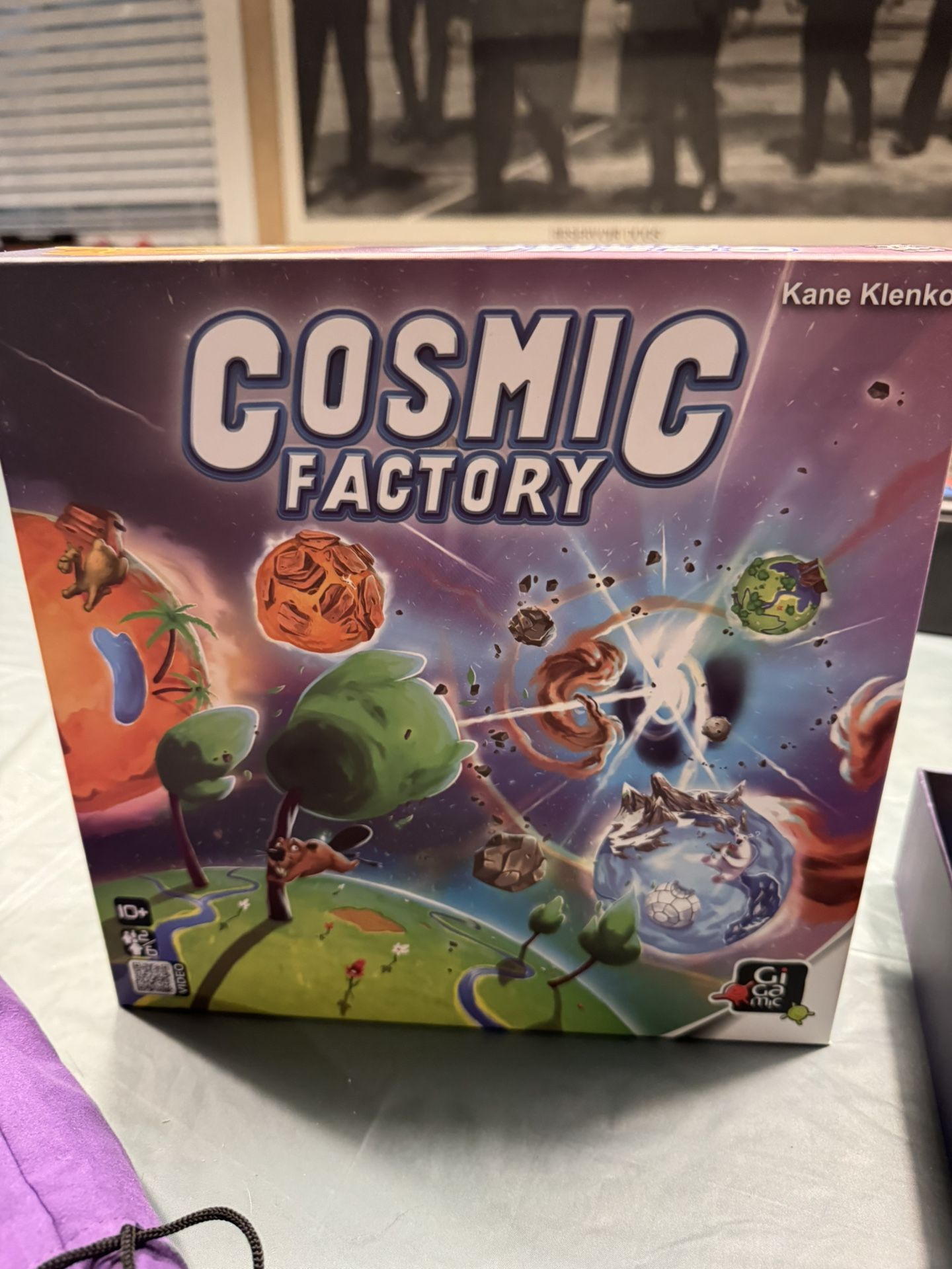 Cosmic factory Game