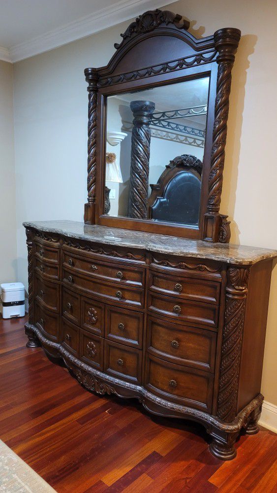 Elegant Solid Wood & Marble Bedroom Dresser & Mirror 