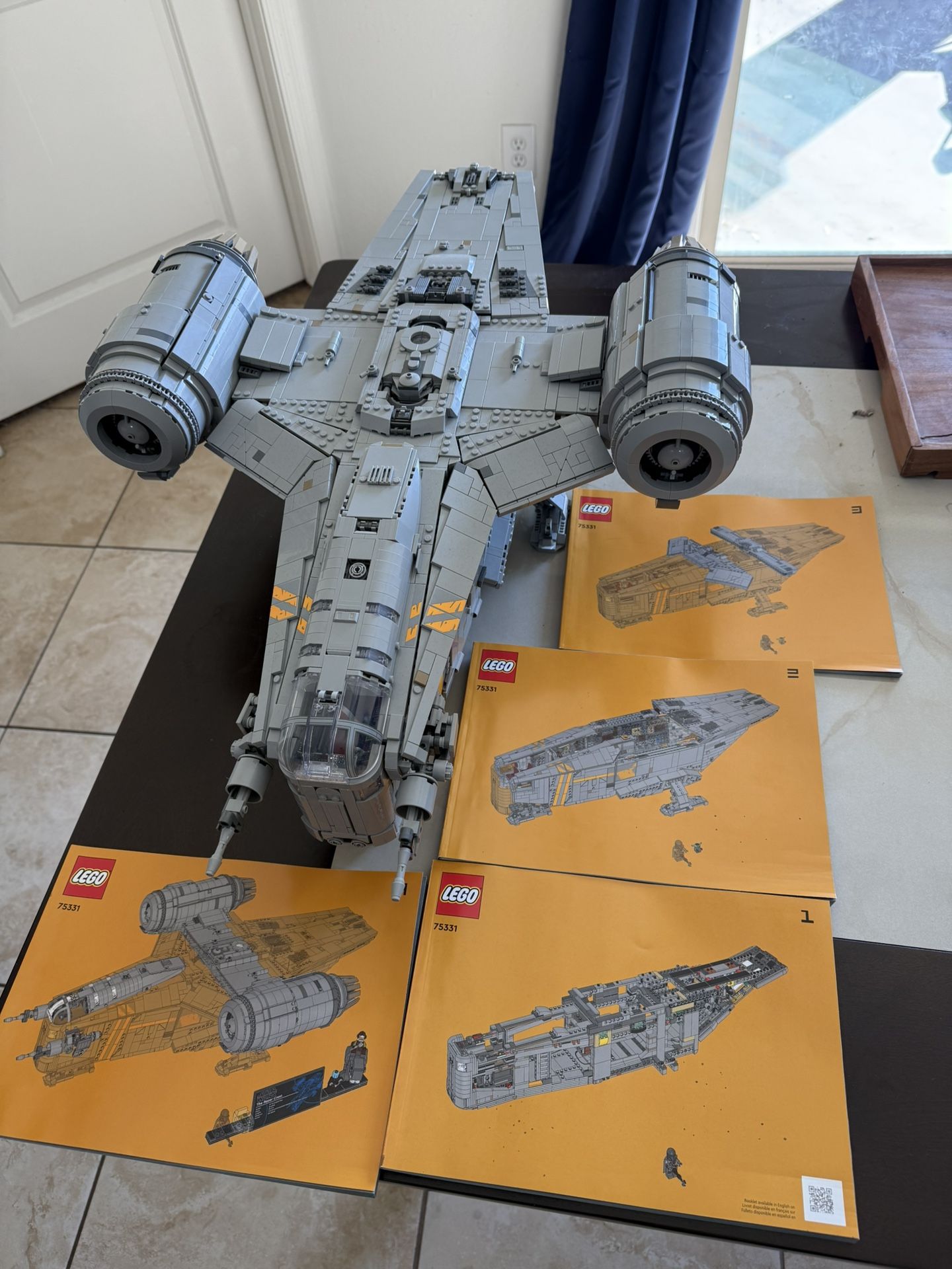 UCS LEGO Razor Crest #75331 (Pre Owned)