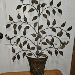 FLOWERS IN A POT METAL WALL ART