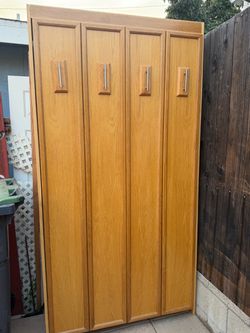 Wall murphy bed