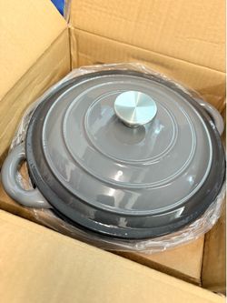 Brand new cast iron casserole pot