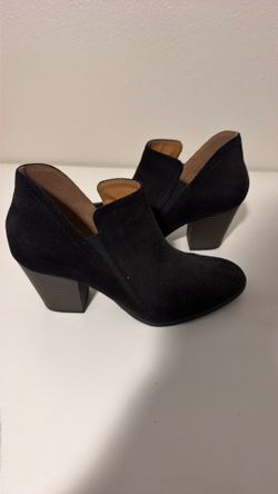 Black heels