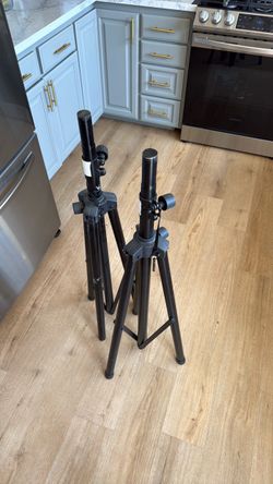 Speaker Tripod