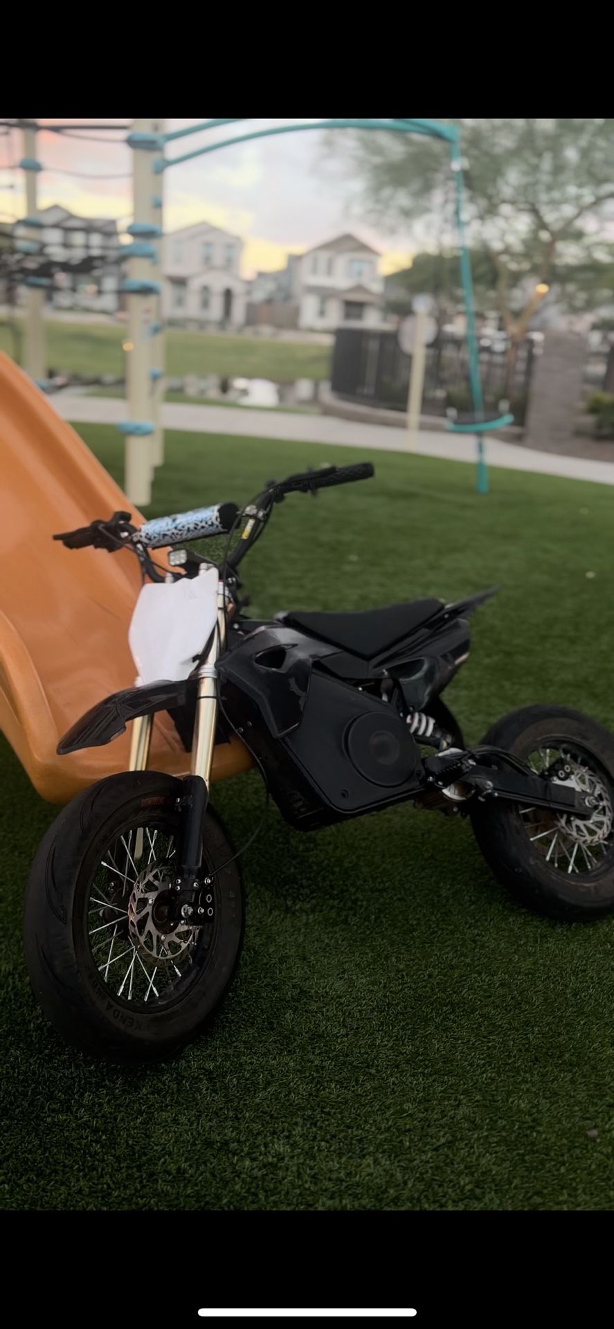 mototec 72v ( the bike is a 48v but upgraded 72v battery) ALSO ACCEPTING TRADES 