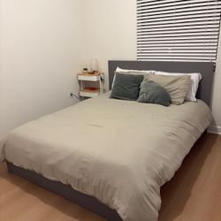 Queen Size Bed And Matters 