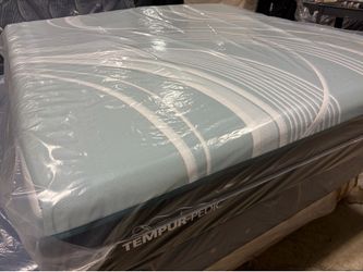 KING MÁTTRESS TEMPURPEDIC LUXEADAPT MED HYB