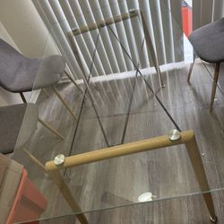 *GOOD CONDITION* GLASS TABLE WITH 4 Chair Set 