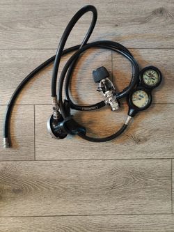 Pro Sub Scuba Diving regulator and Console Depth & Pressure Gauge